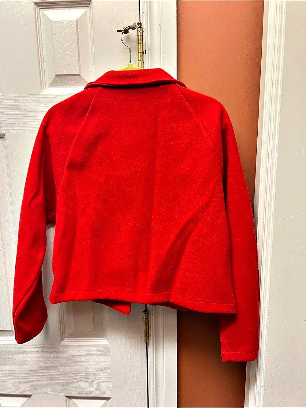 Red Polyester Jacket Size Small Like New - Picture 4 of 4
